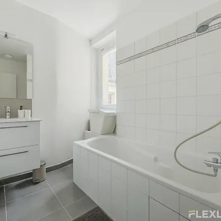 Cozy And Charming In Alesia 14th París